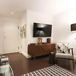 Daire Marques Design By Homing